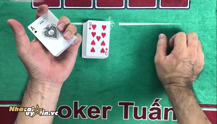 thần bài poker tuấn